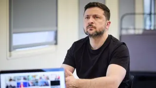 Президент Украины Владимир Зеленский полагает, что усиливающаяся изоляция российского сегмента интернета и блокировка мессенджеров связаны с подготовкой к всеобщей мобилизации и возможному новому наступлению в Украине, а также не исключил риск провокаций против стран Балтии для проверки реакции НАТО.