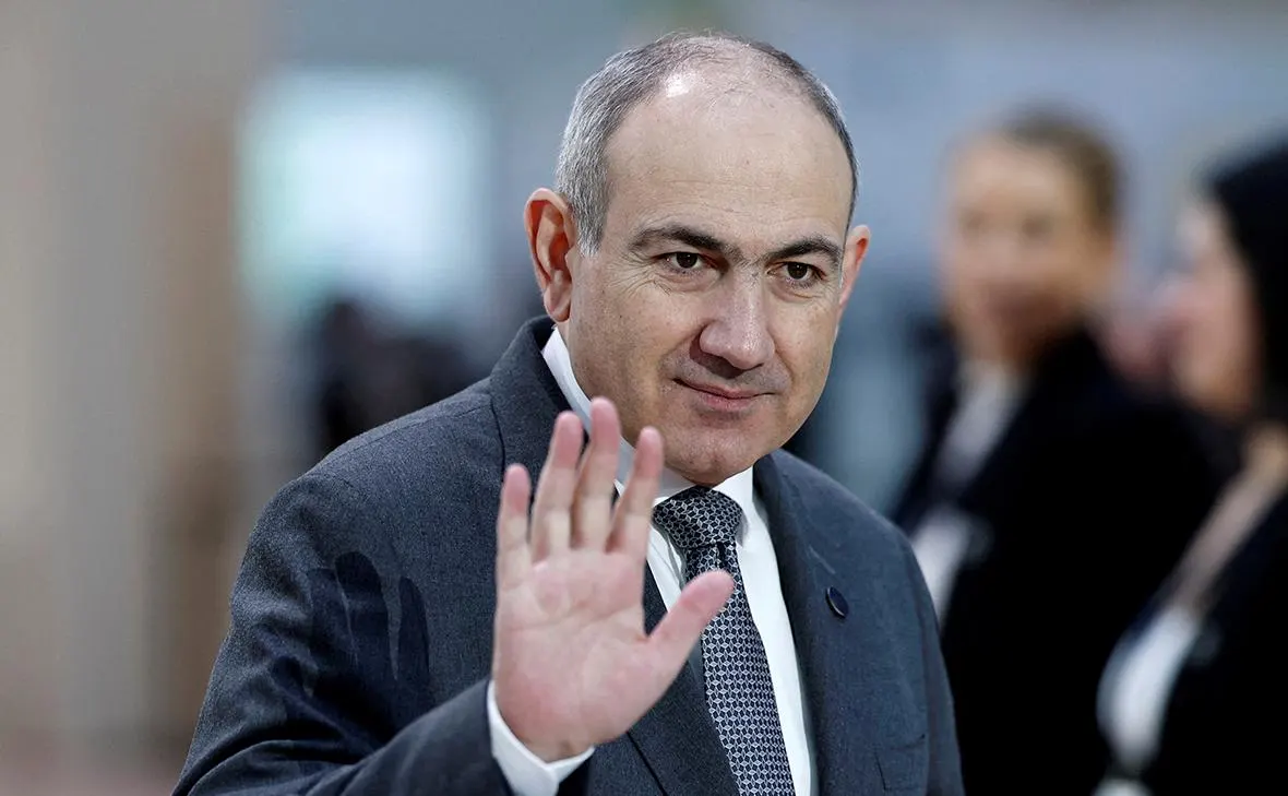 Премьер-министр Армении заявил, что уход из Евразийского экономического союза станет спланированным шагом; Ереван останется в составе ЕАЭС до тех пор, пока это возможно и не намерен вступать в полемику по этому вопросу.