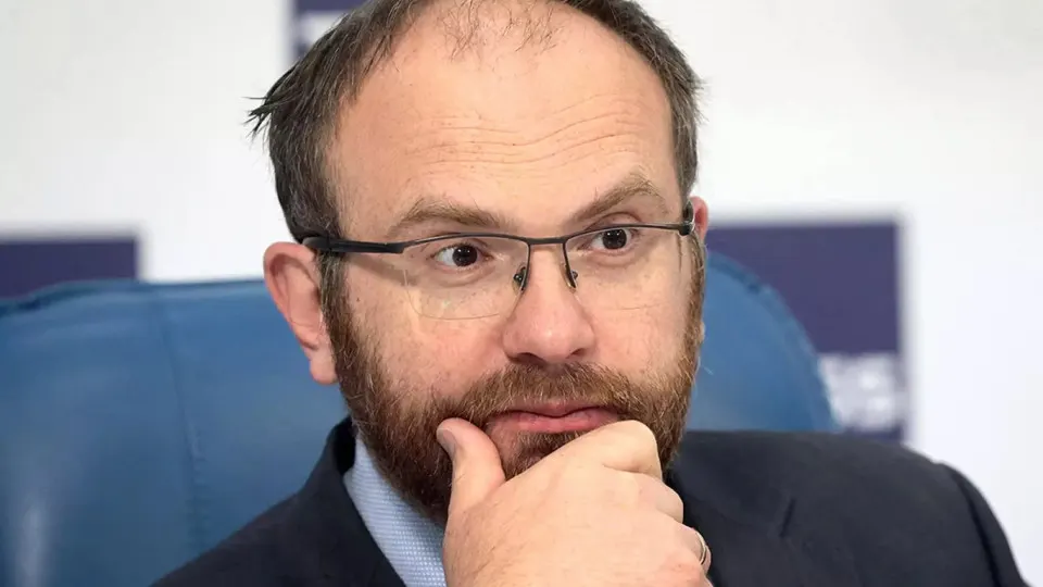 Заместитель председателя синодального отдела РПЦ Вахтанг Кипшидзе призвал не паниковать из‑за отключений мобильного интернета, а обратить внимание на духовные ценности и хрупкость технологической инфраструктуры.