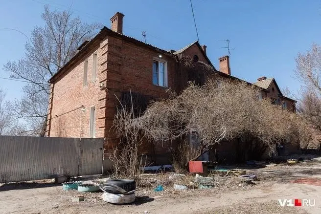 Администрация Волгограда выставила на аукцион участок под застройку: начальная цена — 21 млн рублей, заявки принимают с 5 июня, итоги подведут 3 июля.