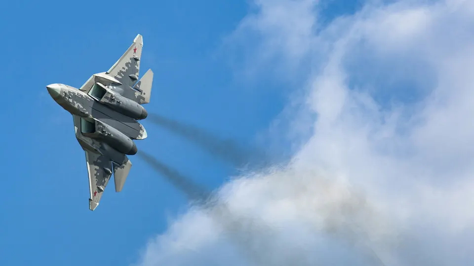 Министерство потребовало выплатить неустойку по госконтракту на разработку газоразрядных дисплеев — проект затянулся более чем на шесть лет. При этом программа импортозамещения электроники столкнулась с дефицитом финансирования и снижением целевых показателей.
