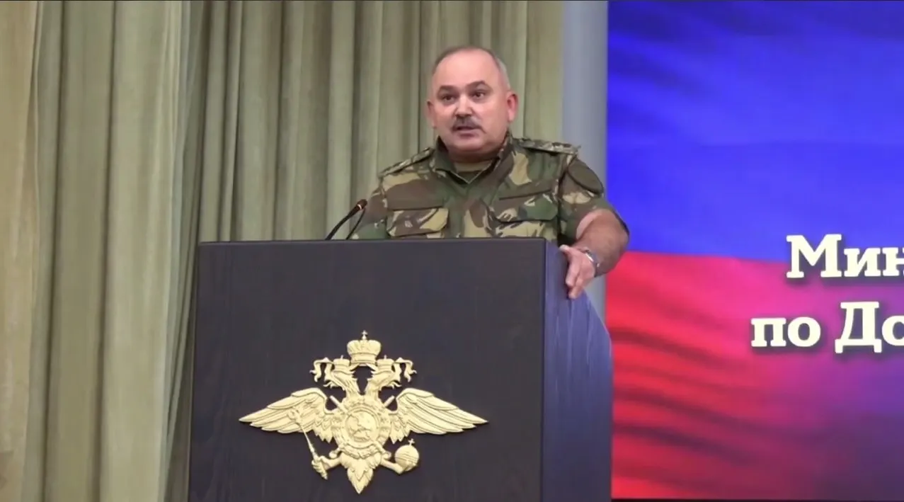 Генерал полиции Павел Гищенко вернулся в Волгоград и возглавил региональное управление МВД. До 2020 года он руководил УМВД по Волгограду, затем работал в Крыму и занимал пост начальника МВД по ДНР.