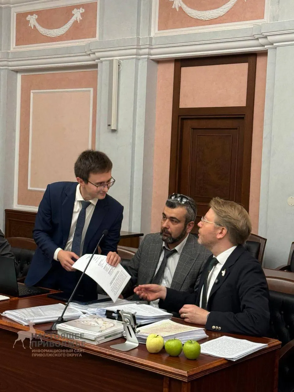 Суд указал основания для снятия партии с выборов: использование фрагментов без согласия правообладателей, иностранное финансирование и другие нарушения; решение может быть обжаловано.