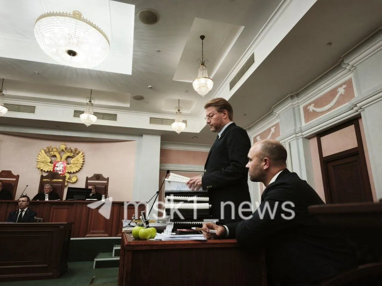 Юрист партии предложил привлечь к ответственности автора документа Росфинмониторинга; представители других сил и регуляторы выступили против, ЦИК — против восстановления партии.