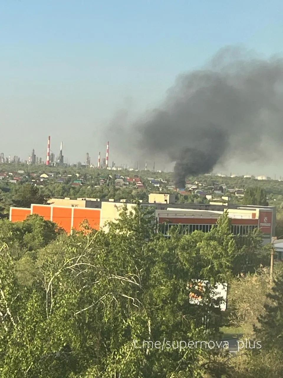 Краткий обзор ночных происшествий: удары беспилотников в разных регионах, пострадавшие, задержания по факту мошенничества и сбор средств на восстановление культурного объекта.