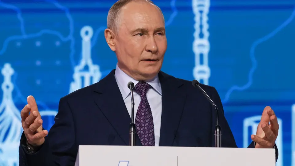 Глава государства призвал активнее привлекать участников СВО в ОПК и другие индустриальные отрасли, называя их ресурсом для производства критически важной продукции и внедрения инноваций. Эксперты отмечают рост числа тяжело раненных и увеличившийся спрос на протезы.