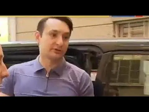Волжский городской суд обязал Рустема Трахова освободить дом в Майкопском районе Адыгеи, передать ключи Росимуществу и выплатить более 312 тыс. рублей за пользование конфискованной недвижимостью.