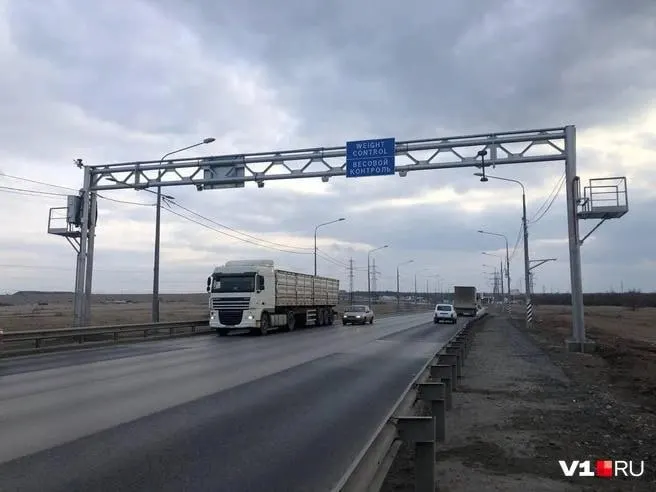 Три комплекса массогабаритной фиксации пройдут диагностику и ремонт за 27 млн рублей. В перечне работ нет установок, на которые перевозчики жаловались чаще всего.
