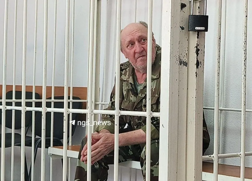 Евгений Печёнкин, 71-летний беглец, приговорён к четырём годам лишения свободы за поджоги, угрозы и иные действия против новых владельцев дачного участка — ущерб превышает 4 млн рублей. В 2000 году он сбежал, прорыв 96‑метровый тоннель; позже его разоблачили в Волгограде.