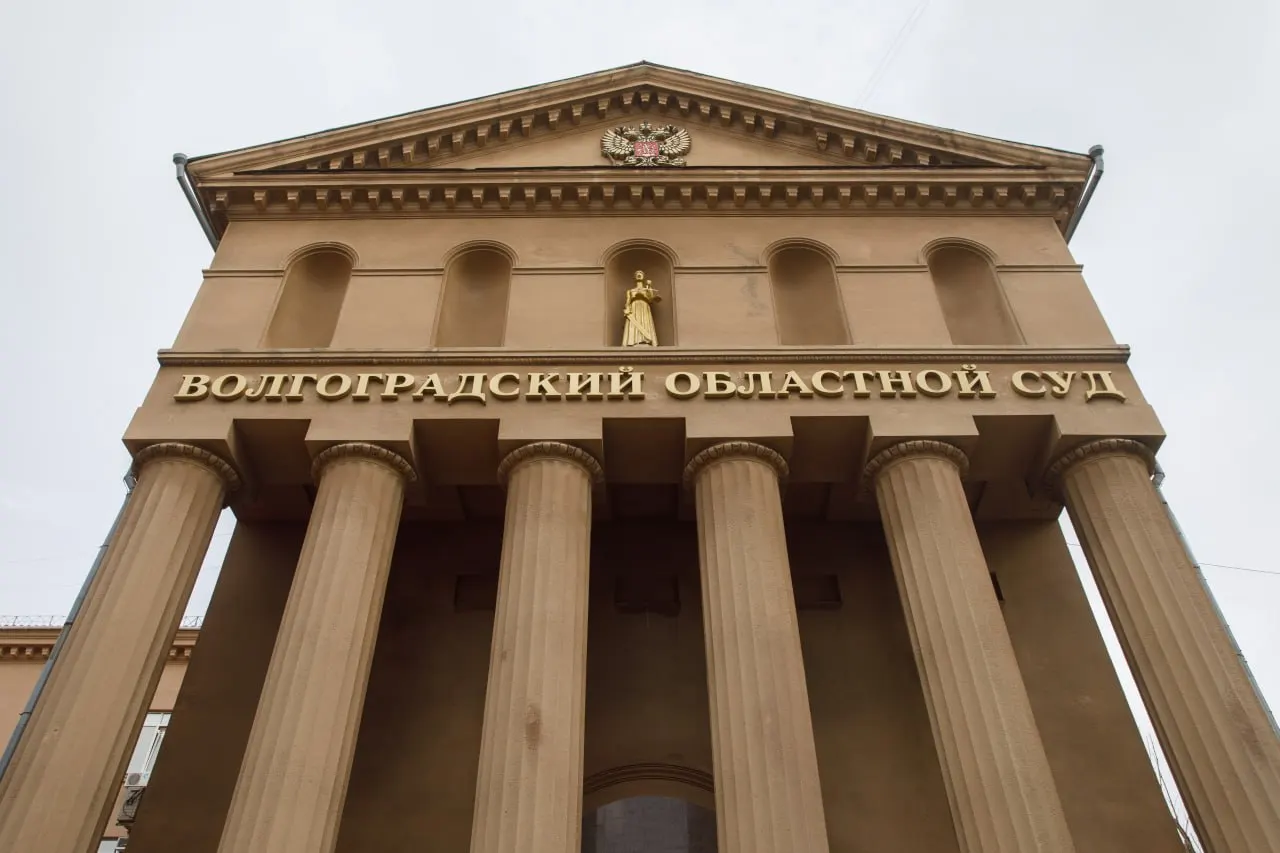 Прокуратура защитила предприятие по переработке полимеров: штраф почти 11 млн рублей за просрочку оплаты экологического сбора на один день заменён на предупреждение.