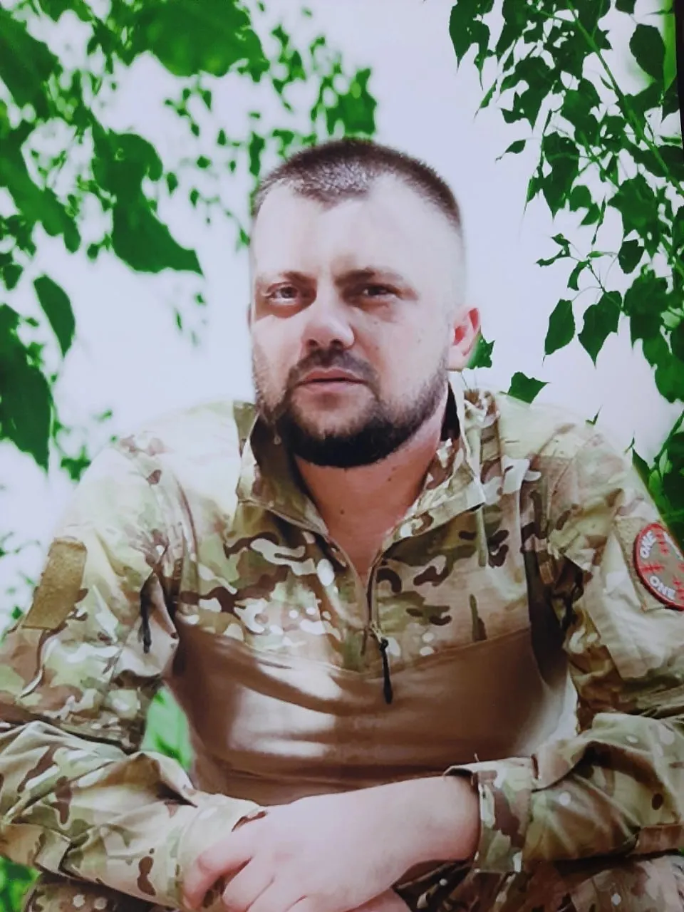 29-летний Виталий Некрасов ушёл добровольцем, спасал раненых и погиб в октябре; его тело вернули домой после ДНК-экспертизы в мае.