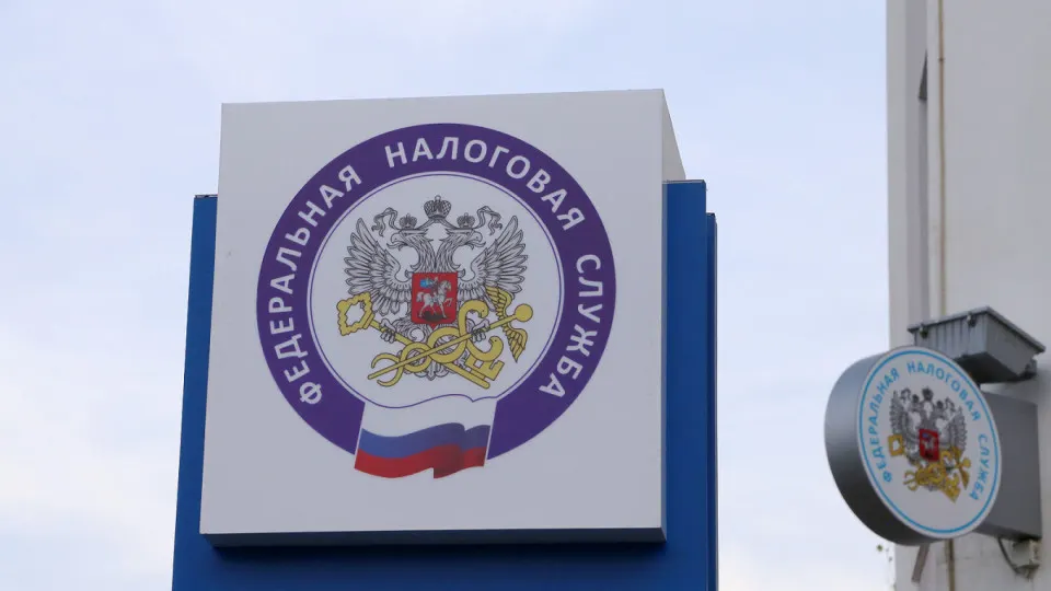 Несколько волн повышения налогов и активное наполнение военного бюджета привели к тому, что ненефтегазовые доходы консолидированного бюджета в I квартале 2026 года составили 31,6% ВВП. Государство изъяло у бизнеса и граждан около 15,8 трлн рублей — примерно треть квартального ВВП.