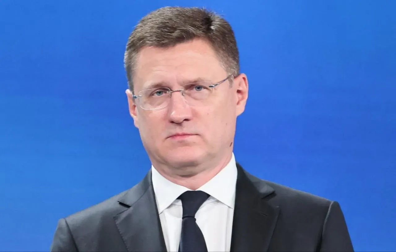 Правительство поручило Минэнерго и ФАС усилить контроль за ценами на независимые заправочные станции.