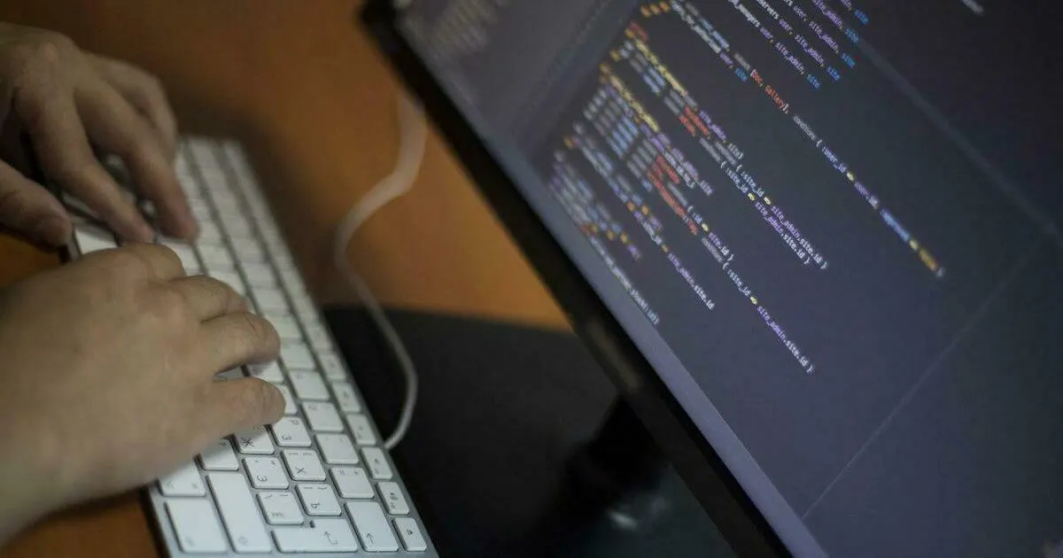 Фальшивая платформа имитирует обновления для учителей и призывает к регистрации, чтобы похитить персональные данные через Госуслуги.
