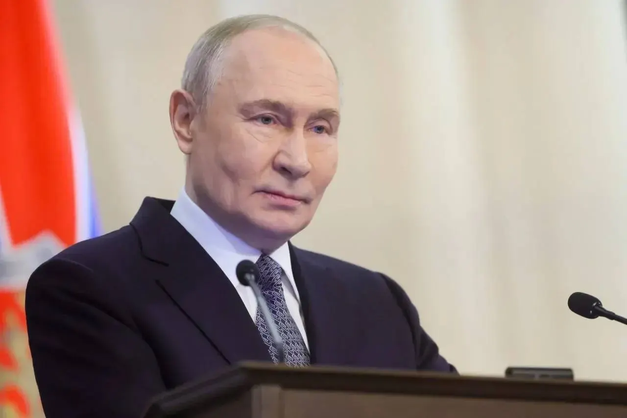 Президент отметил мужество и решительные действия военнослужащих ВДВ, подчеркнув их вклад в обороноспособность и безопасность страны в ходе специальной военной операции.