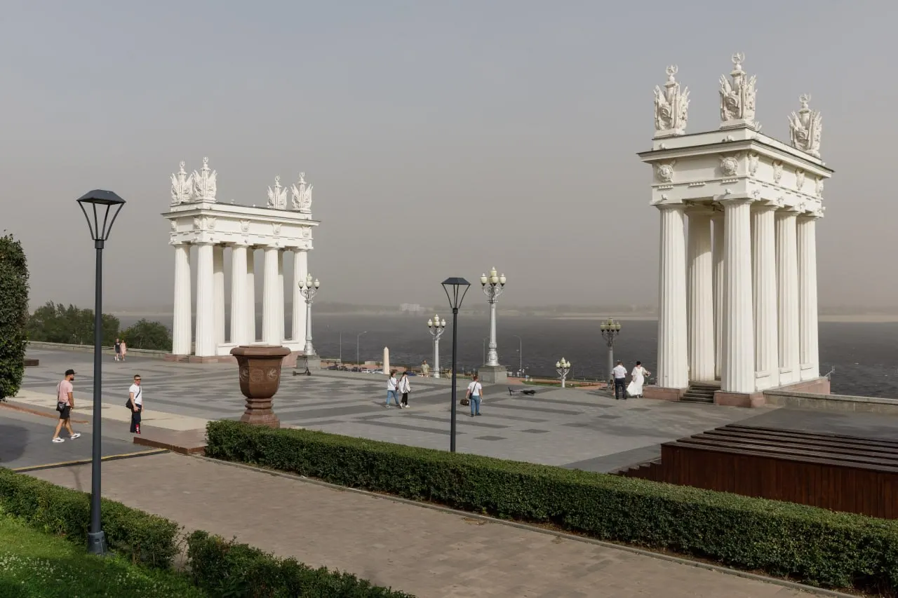 В Волгограде и регионе ожидаются дожди; непогода продлится до конца суток.
