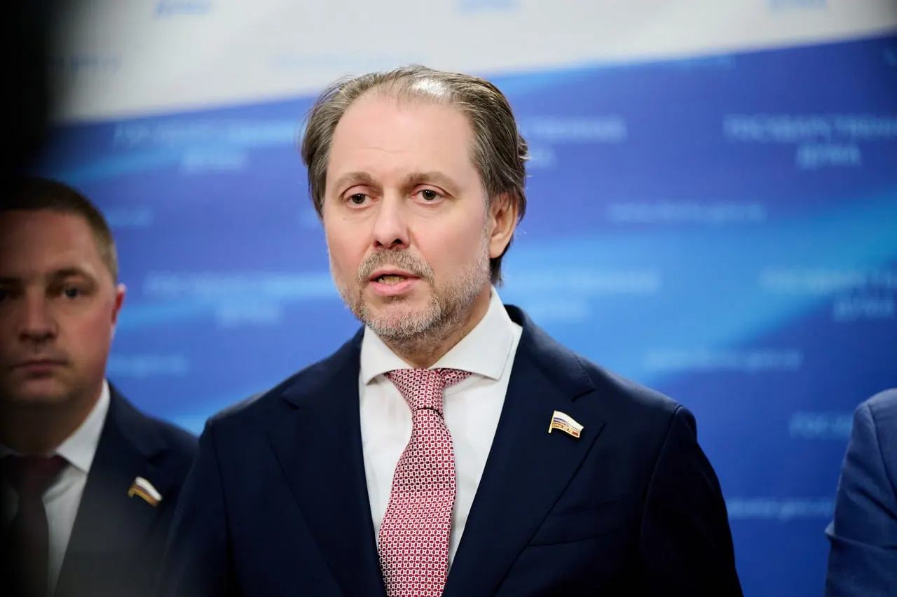 Назначен новый руководитель комитета Госдумы по охране здоровья Владимир Сысоев, ранее занимавший пост заместителя губернатора Тюменской области.