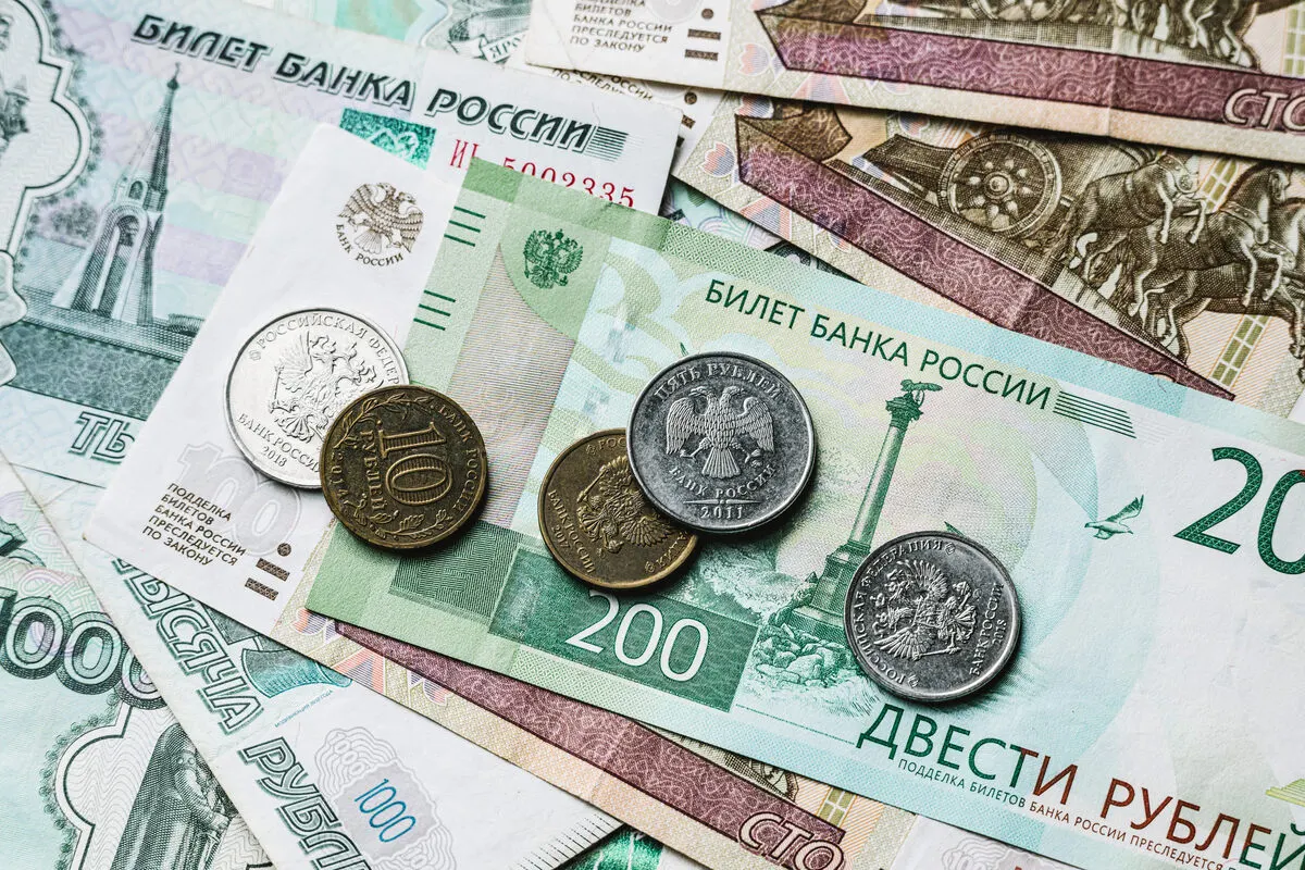 С 1 октября правительство позволило увеличивать платежи за коммунальные услуги выше запланированного в шести регионах; размер роста варьируется по каждому субъекту