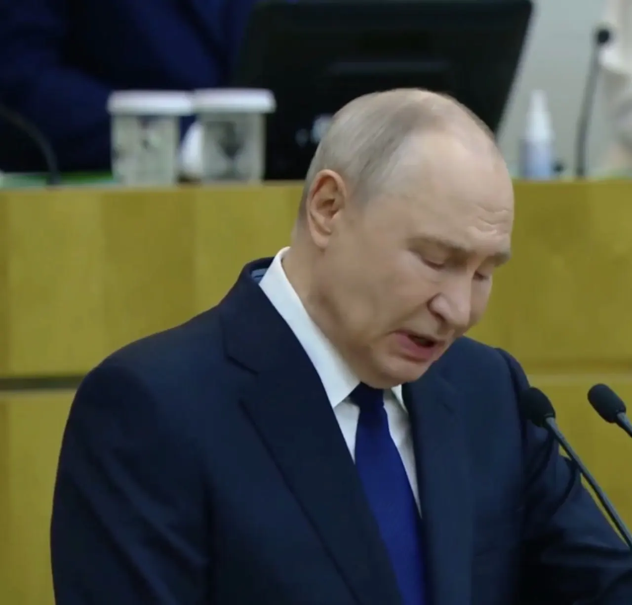 Во время заседания Госдумы Путин заверил, что экономика и финансы страны устойчивы; он подчеркнул важность поддержки ветеранов и участников СВО и призвал депутатов работать ради суверенитета и победы.
