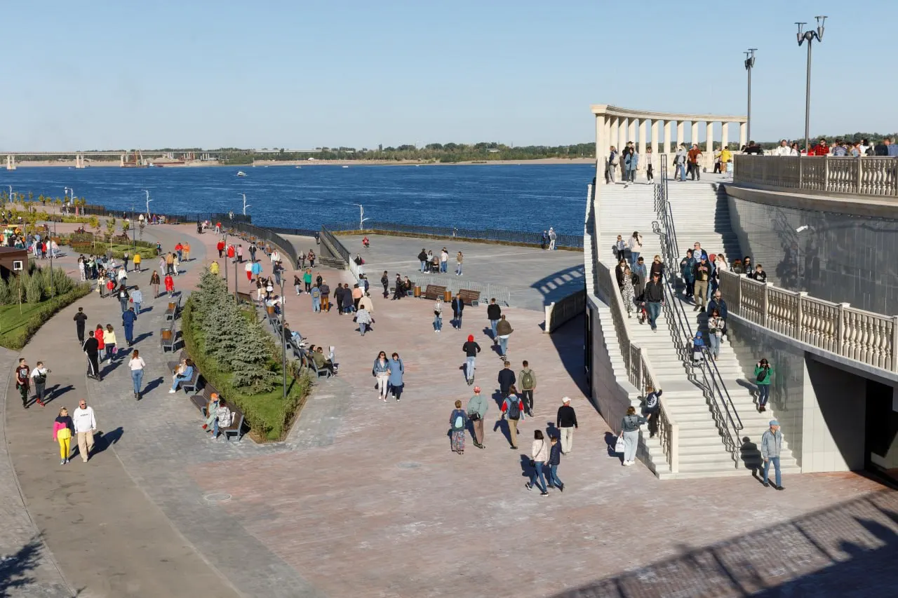 Во Волгограде объявлена программа празднования Дня города: мероприятия пройдут с 10 по 13 сентября в Центральном районе, во время праздника вводят запрет на продажу алкоголя.