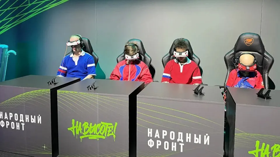 Новый норматив по управлению беспилотниками входит в проект «На высоте!», и его осваивают школьники и студенты в пилотном режиме в шести регионах.