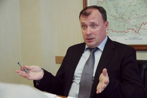 Досрочная отставка главы города по собственному желанию; депутаты поддержали решение. В регионе происходят политические перестановки.