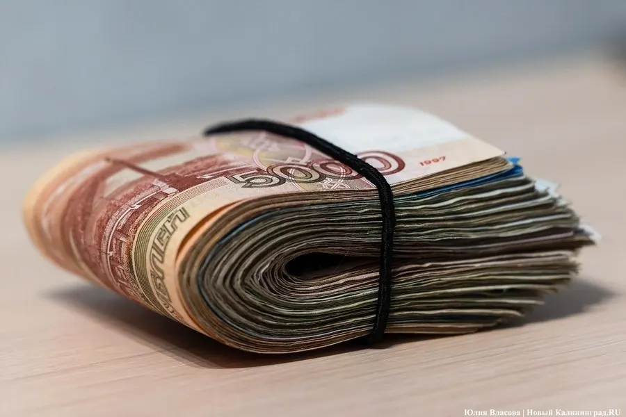 За год в Калининградской области наблюдается рост потребительского кредитования: объем превысил 212,8 млрд руб, совокупный портфель достиг 263,4 млрд, ставка снижается.